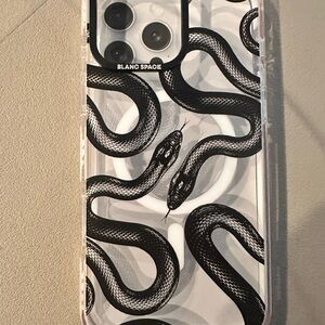 Black Snake Phone Case New Blanc Space IPhone 16proMax